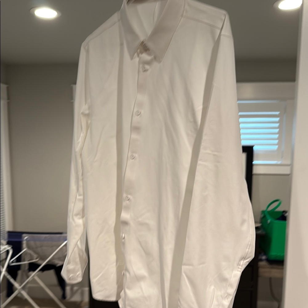 Lululemon new venture white size xl.  In great condition